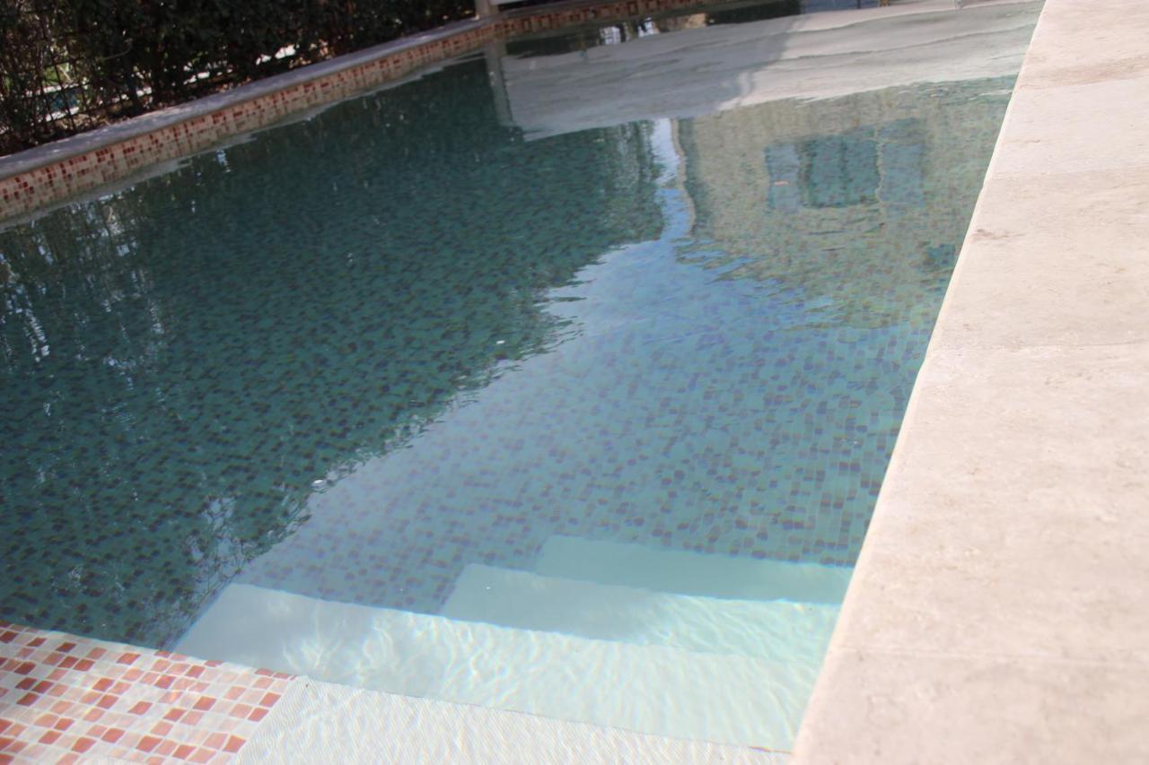 Hotel La campagne Pramaïsse Mane  Esterno foto